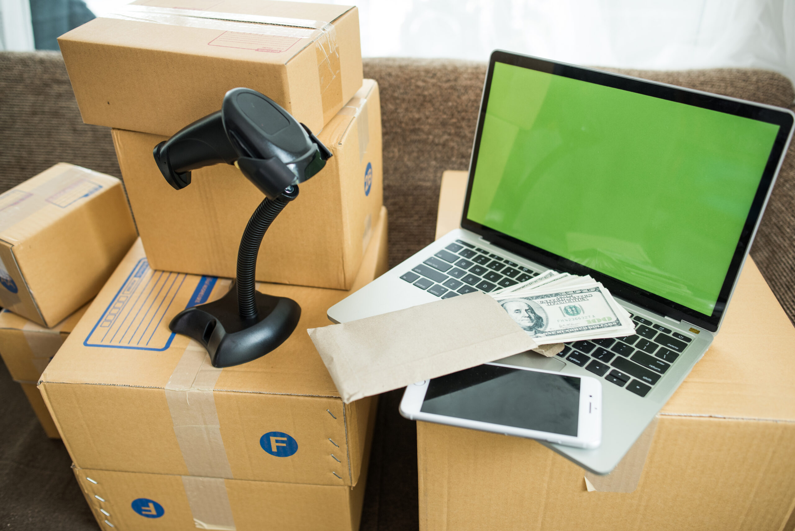 barcode machine with box scaled